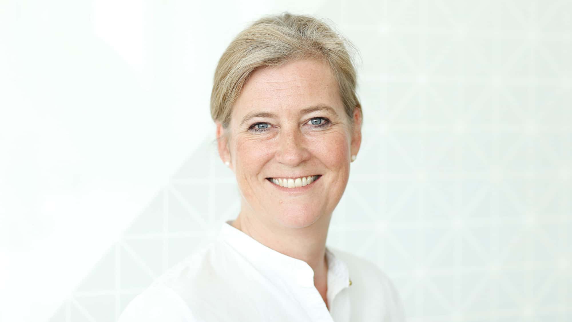 Annette Hobday - Schliesske Markenagentur
